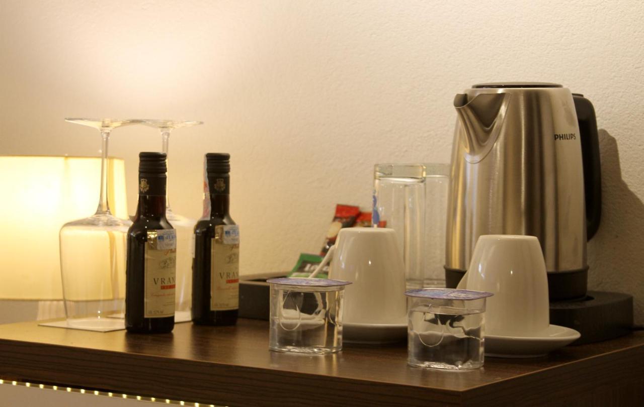 Hotel Driada Gjakova Екстер'єр фото
