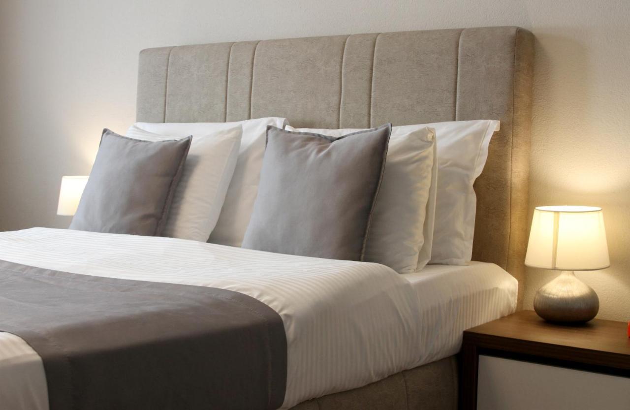 Hotel Driada Gjakova Екстер'єр фото