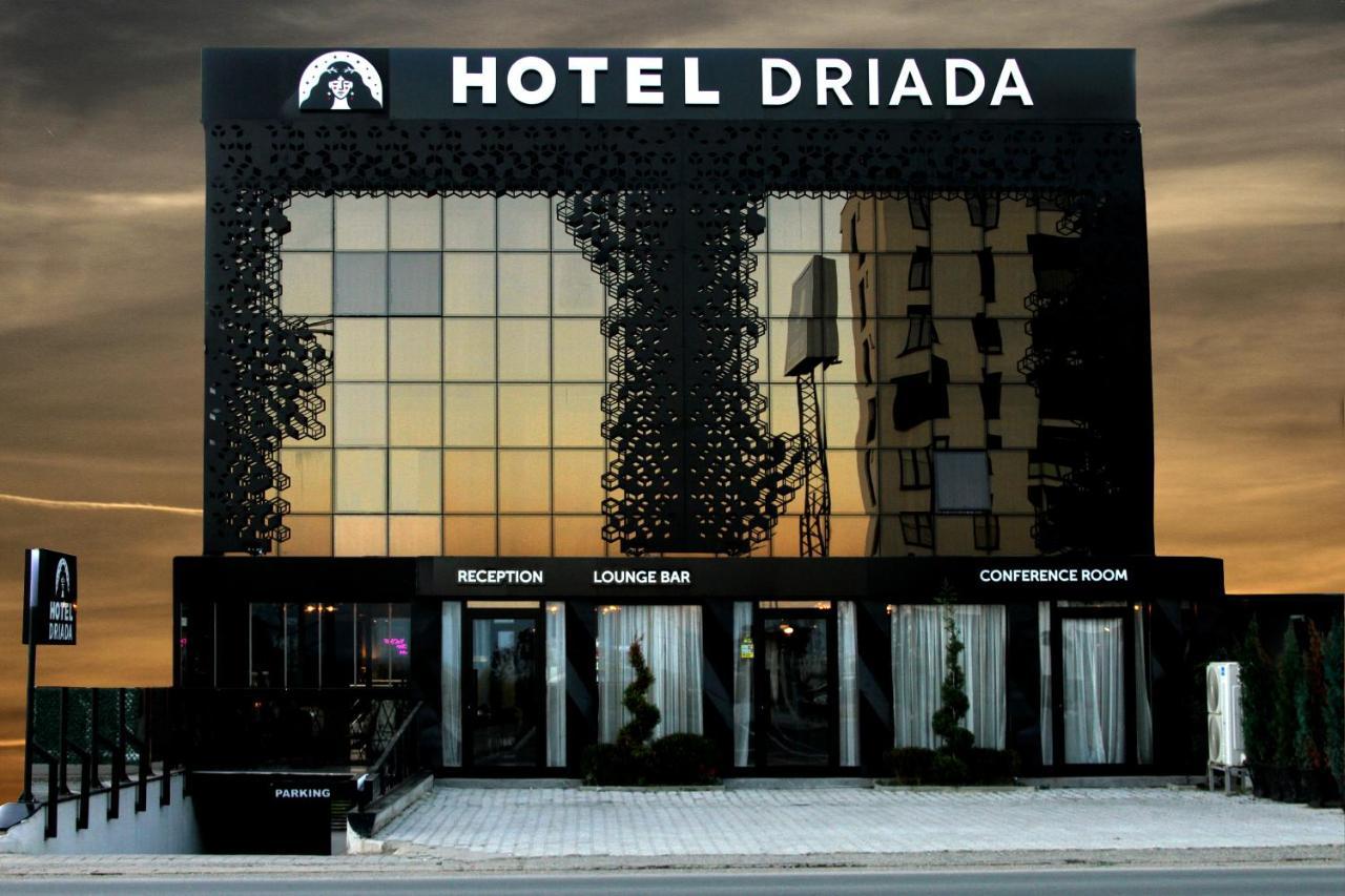 Hotel Driada Gjakova Екстер'єр фото