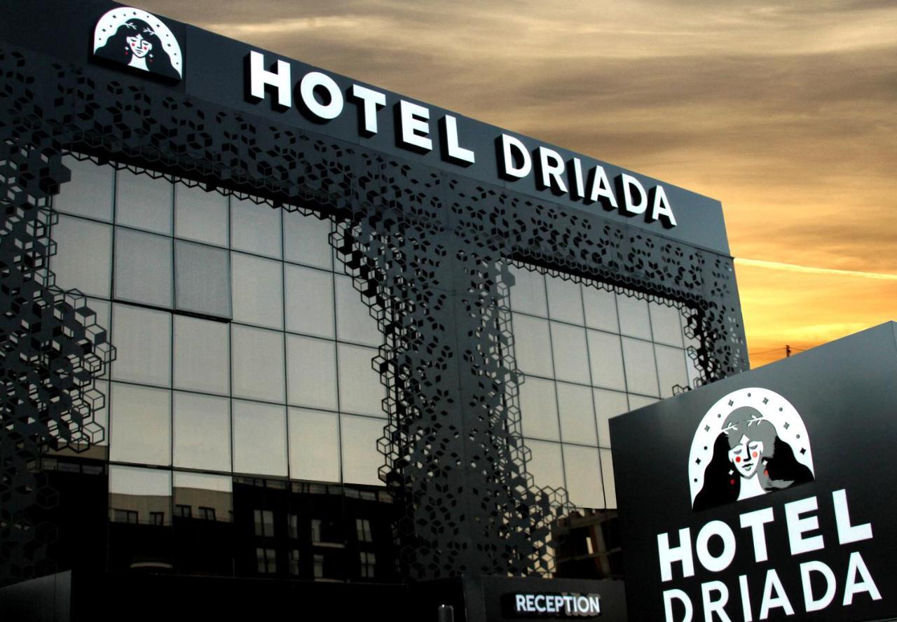 Hotel Driada Gjakova Екстер'єр фото