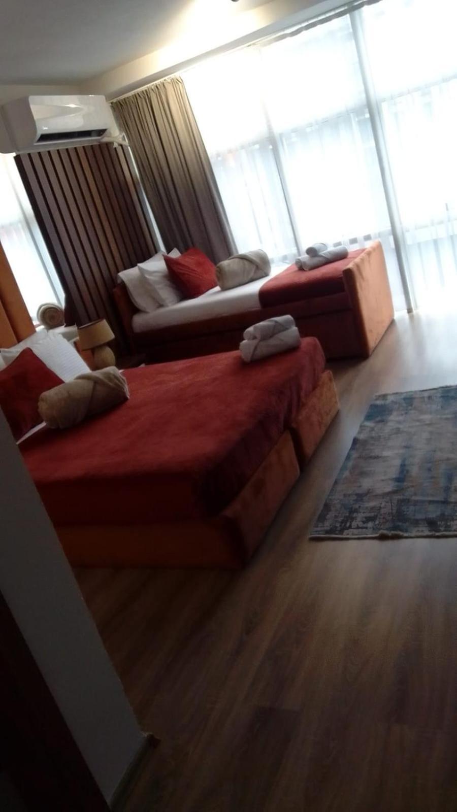 Hotel Driada Gjakova Екстер'єр фото