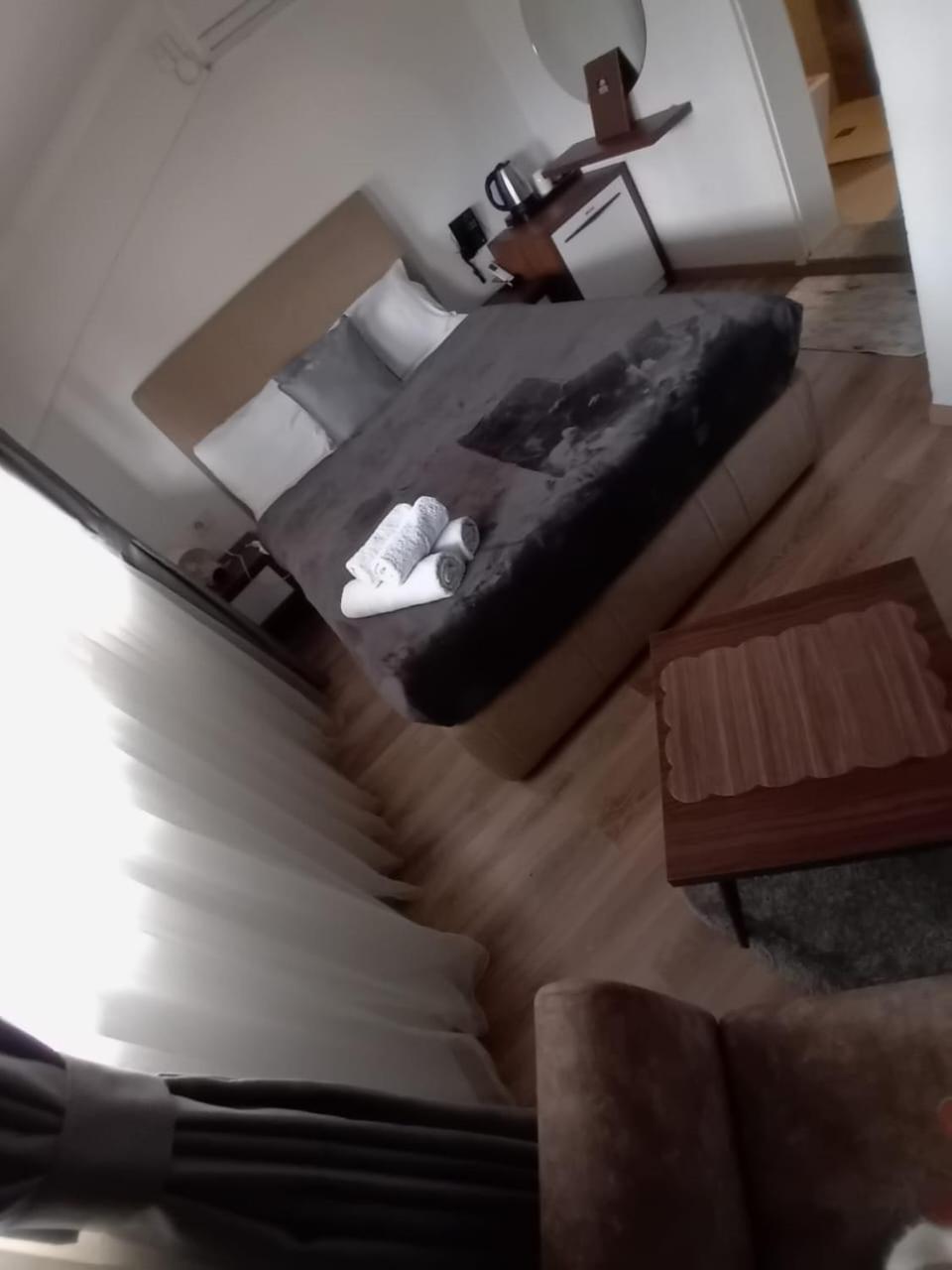 Hotel Driada Gjakova Екстер'єр фото